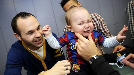 Imaginea care le-a dat fiori spaniolilor. Iniesta a ajuns de urgență la spital!