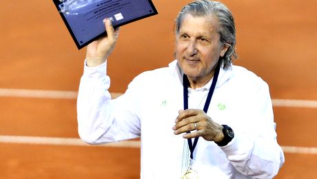 „Năstase, prostule!”. Cine este omul care și-a permis să-l jignească pe cel mai mare tenismen al României