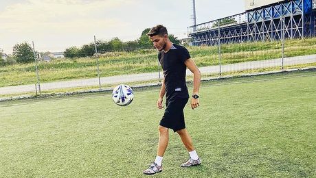 Drama jucătorului care s-a lăsat de fotbal la 23 de ani! ”Îl dau în judecată pe Florin Bratu! Venea și mă bătea pe picior…”