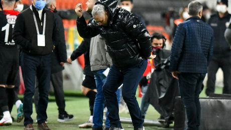 Șumi, contrat dur de bașkan: ”Cere contract, contract, contract după fiecare meci! Nu joacă el, ci jucătorii”. Suma imensă cerută de român, ca să semneze!