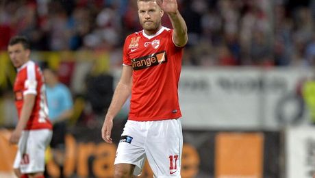 L-au pierdut pe Nemec! Dinamo rămâne fără omul de gol pentru o perioadă lungă!