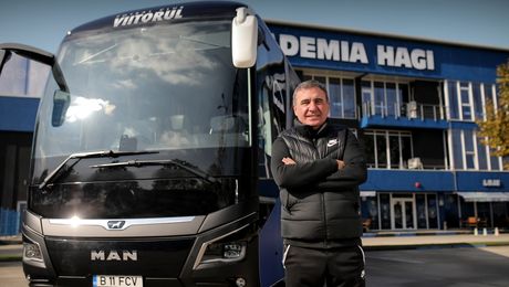 „Fiara” Viitorului Constanța, scoasă pe șosele! Cum arată super-autocarul echipei lui Gică Hagi (FOTO)