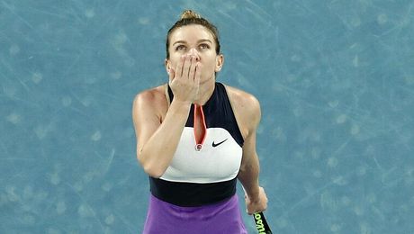 Site-ul oficial WTA îi înalță ode Simonei: ”Trandafirii sunt roșii, violetele albastre…”