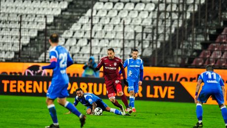 Bătaie între jucători, la club din Liga 1! Un jucător a vrut să intre în grevă, unii colegi s-au opus cu forța!