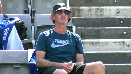 Ce băutură i-a dat tatăl Simonei Halep lui Darren Cahill la sosirea în România: „Da, mi-a spus să beau”