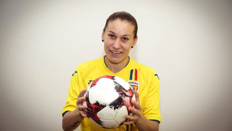 De pe maidane, la echipa națională. Povestea fabuloasă a româncei care a dat lovitura în fotbalul feminin