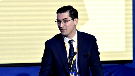 Probleme cu legea pentru Răzvan Burleanu, președintele FRF? Un șef de club arată actele doveditoare