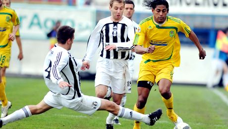 Jucătorul din Liga I, bătut de interlopi, se lasă de fotbal: „L-au dezbrăcat și i-au pus pistolul la cap!”