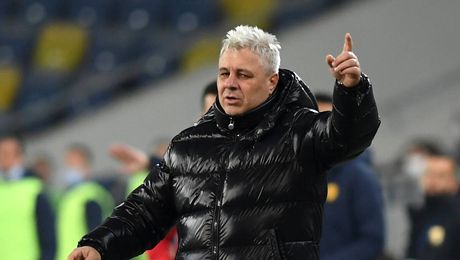 CFR Cluj poartă tratative cu doi fundași străini! Marius Șumudică are neapărată nevoie de întăriri