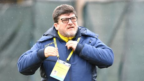 Continuă extincția cluburilor de tradiție din fotbalul românesc. Jucătorii unei formații din Liga a 2-a sunt neplătiți de patru luni. “Ne-au mințit!”