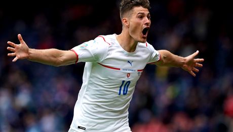 VIDEO. Cel mai frumos gol de la Euro 2020. Lobul lui Patrick Schick, votat de fani pe site-ul UEFA