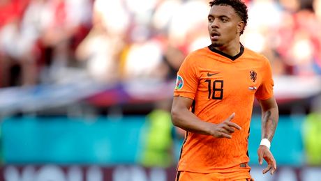 Borussia Dortmund l-a transferat pe înlocuitorul lui Jadon Sancho! A costat 30 de milioane de euro