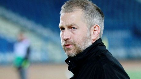 ”Iordănescu e 10 clase peste Șumudică! El era antrenor de cartier”. O spune un patron care i-a avut angajați pe ambii tehnicieni