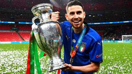 Jorginho îi calcă pe urme lui Cristiano Ronaldo. Performanța fabuloasă realizată de italian după cel mai bun sezon al carierei