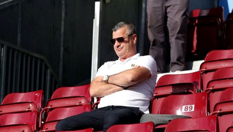 Neluțu Varga, conexiuni cu personaje dubioase din cercurile interlope din Capitală. Cu cine s-a afișat la meciul cu FCSB