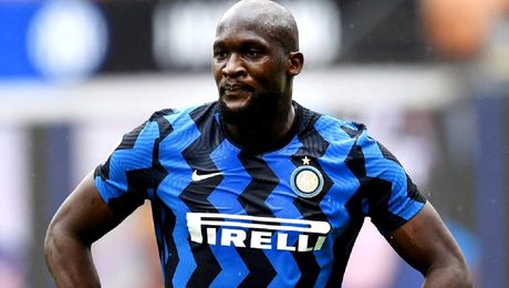Plecarea lui Lukaku la Chelsea a stârnit furia fanilor lui Inter. Imaginea a făcut înconjurul lumii