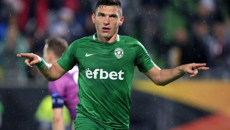 Transferul lui Claudiu Keșeru a provocat o revoltă în masă. Ce au făcut suporterii