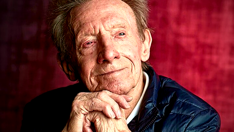 Denis Law, legenda Manchester United, măcinat de demență. „Este o boală extrem de dureroasă și problematică”