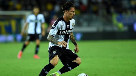 Italienii sunt vrăjiți de Dennis Man după un nou gol marcat de român pentru Parma. Ce au scris despre români