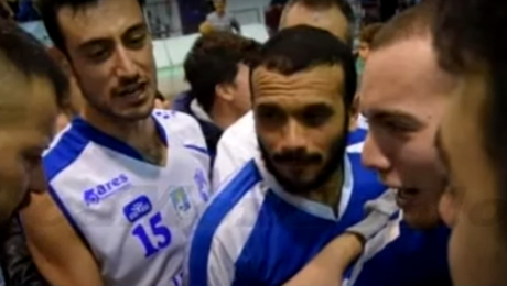 Dramă în lumea sportului după ce un baschetbalist a murit pe teren! Avea doar 32 de ani