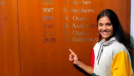 Emma Răducanu a făcut furori la prima conferință de presă de la Transylvania Open. Ce a spus despre țuica românească