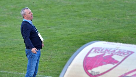 Fanii i-au decis soarta lui Mircea Rednic. Anunțul scurt și sec făcut de DDB