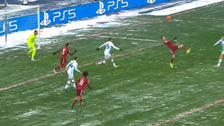 Robert Lewandowski, gol senzațional în fața lui Mircea Lucescu! Atacantul lui Bayern a deschis scorul cu Dinamo Kiev, în Liga Campionilor | VIDEO