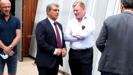Ronald Koeman nu iartă Barcelona. Olandezul nu vrea să plece până nu primește toți banii. Ce sumă îi datorează catalanii