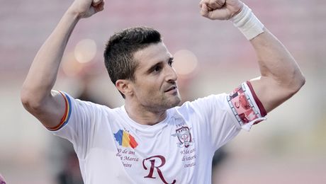 Ținte grele vizate de Rapid. Daniel Niculae negociază pentru doi jucători cu nume grele în Liga 1. EXCLUSIV