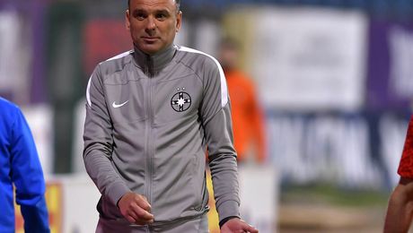 Toni Petrea, legat de mâini înaintea „revanșei” cu FC Argeș: „Nu pot spune ce se va întâmpla în situația asta!” Care este situația lui Claudiu Keșeru