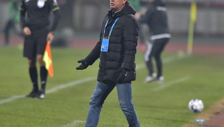 Marea țeapă luată de Mircea Rednic la Dinamo. Își pune vestiarul în cap după ultimele evenimente?