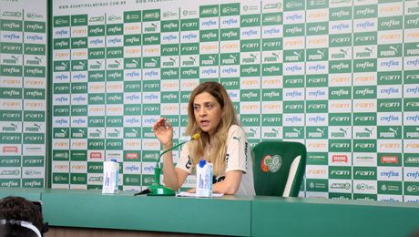 Situație fără precedent la o echipă de fotbal din Brazilia. Președintele formației a rugat suporterii să nu-i mai trimită bani în contul bancar personal