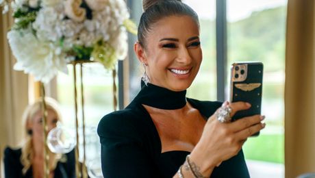 Anamaria Prodan, șanse mari să o întâlnească pe amanta lui Reghecampf. Anunţul lui Luca, fiul cel mare al antrenorului