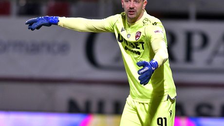 Haosul de la Dinamo i-a făcut pe jucători să ia măsuri radicale. Iliev și-a trimis familia în afara țării