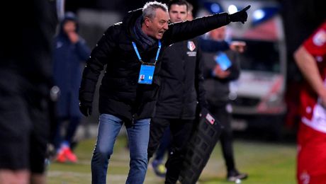 Primele două victime la Dinamo, în războiul dintre Mircea Rednic și jucători