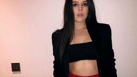 De ce a plecat fiica lui Gică Popescu de acasă. Cu ce se ocupă tânăra aflată la mii de kilometri distanță de România