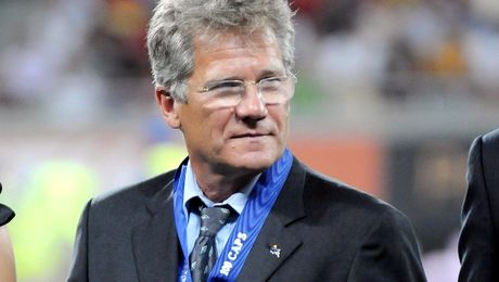 De ce joacă șah Boloni cu șefii FRF. Explicația din spatele tacticii abordate de experimentatul antrenor român