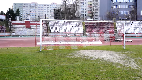 EXCLUSIV – VIDEO. Cum arată gazonul stadionului Dinamo cu doar câteva zile înainte de derby-ul cu FCSB. Așa a fost distrusă suprafața de joc din „Ștefan cel Mare”!