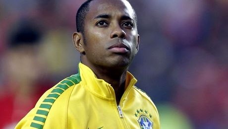 Cazul Robinho se lasă cu scandal. Condamnat la închisoare pentru viol, brazilianul nu poate fi extrădat