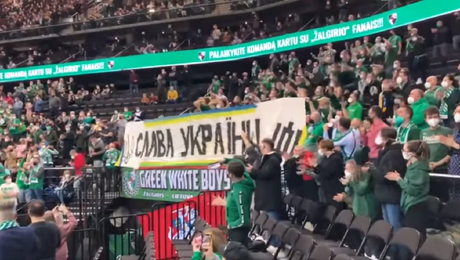 Video. Lumea sportului s-a solidarizat împotriva agresiunii lui Vladimir Putin asupra Ucrainei. Liderul de la Kremlin, contestat în timpul unui meci de baschet din Lituania