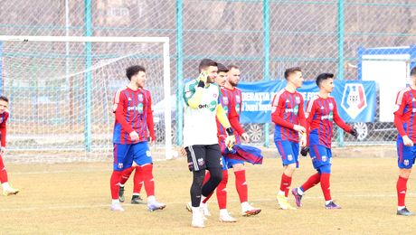CSA Steaua defilează în meciurile amicale. Victorie la scor în partida cu Jiul. Care e marea problemă a lui Daniel Oprița