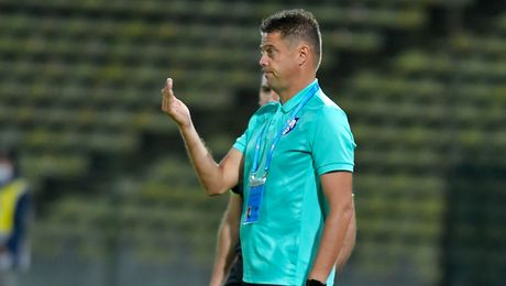 EXCLUSIV. FC Argeș a rămas fără antrenorul cu licență Pro, Mihăiță Ianovschi, care a reziliat contractul! Prepeliță rămâne pe loc, iar Schumacher va acoperi postul lăsat liber