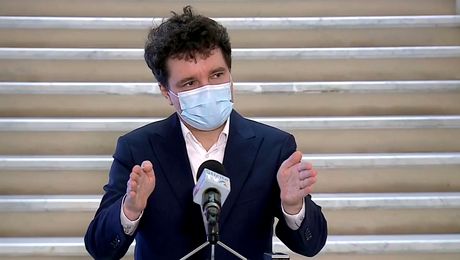 Reacție scurtă a primarului Nicușor Dan după atacurile lui Gigi Becali. Ce se întâmplă cu FCSB