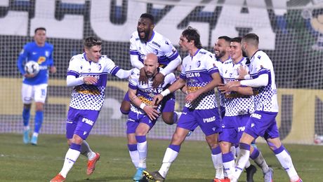 Jucătorii lui FC Argeș s-au umplut de bani după calificarea în play-off