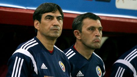 Victor Pițurcă face lobby pentru promovarea Stelei. Fostul selecționer e dispus să schimbe „barca” și să treacă de partea lui Gigi Becali. Dar are o condiție