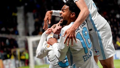 Ce nu s-a văzut la TV! GALERIE FOTO din „finala campionatului” CFR Cluj – FCSB. Eliminarea lui Susic și golul lui Tavi Popescu în 50 de cadre impresionante