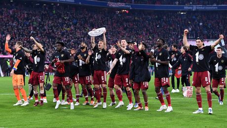Bayern Munchen, premiantă pentru a 10-a oară consecutiv, în Bundesliga. Titlul, cucerit chiar în fața marii rivale