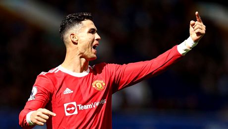 Imagini noi cu copilul lovit de Cristiano Ronaldo pe Goodison Park! Ce a scris mama puștiului după ce portughezul și-a cerut scuze: “Ne-a distrus”