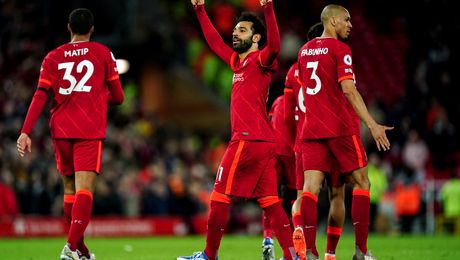 Fără Cristiano Ronaldo, Manchester United a fost umilită de Liverpool. Trupa lui Jurgen Klopp este pe primul loc