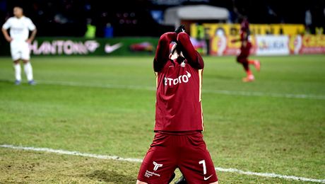 Basarab Panduru râde de unul dintre jucătorii de bază ai campioanei. “N-a jucat nimic, dar la șmecherii e bun”